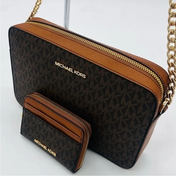 Michael Kors Large EW Crossbody Bag & Jet Set Travel ZA Card Case Wallet Brown - Picture 9 of 11